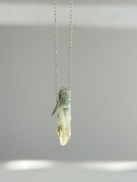 Himalayan crystal. 10k necklace
