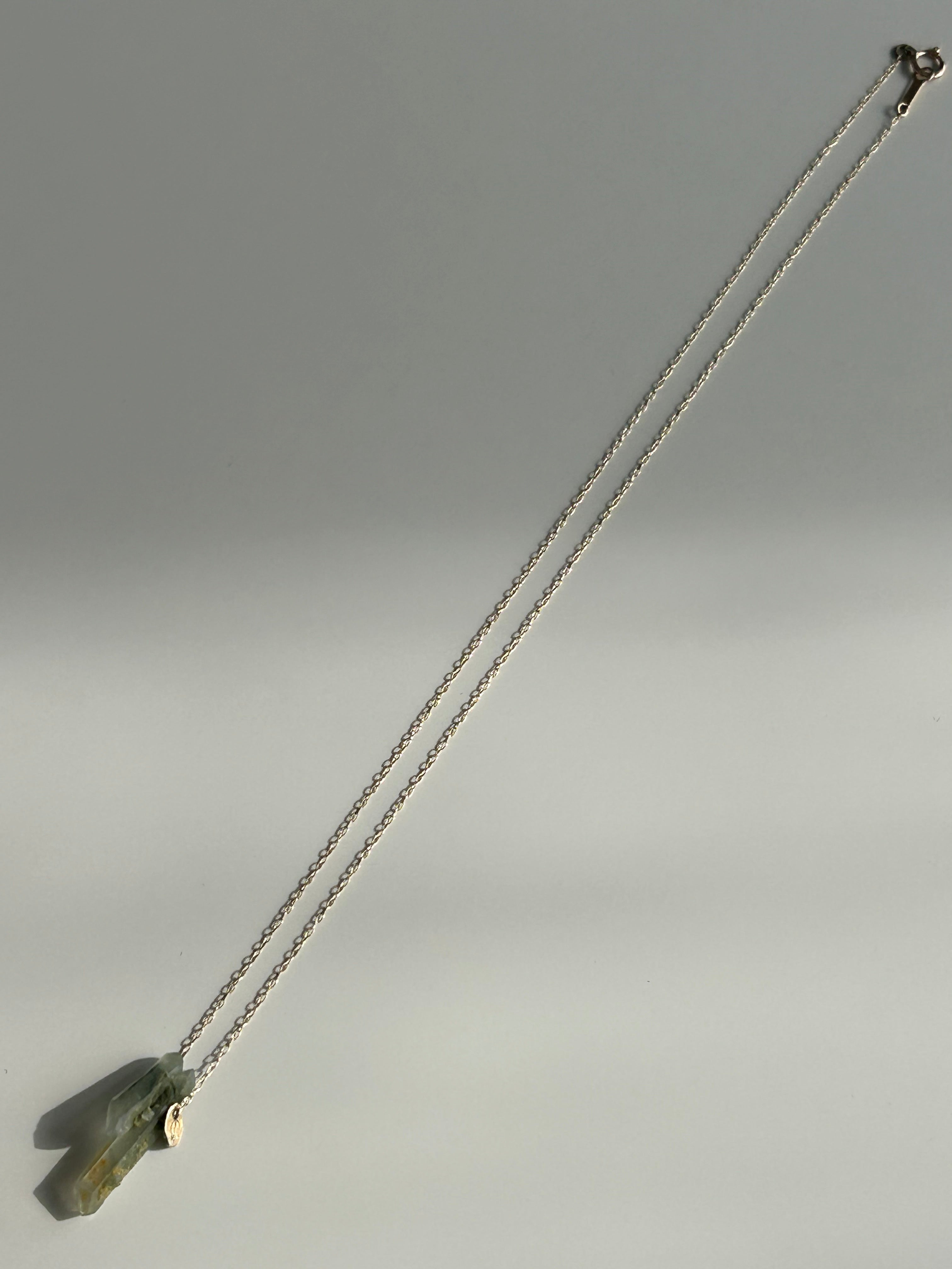Himalayan crystal. 10k necklace